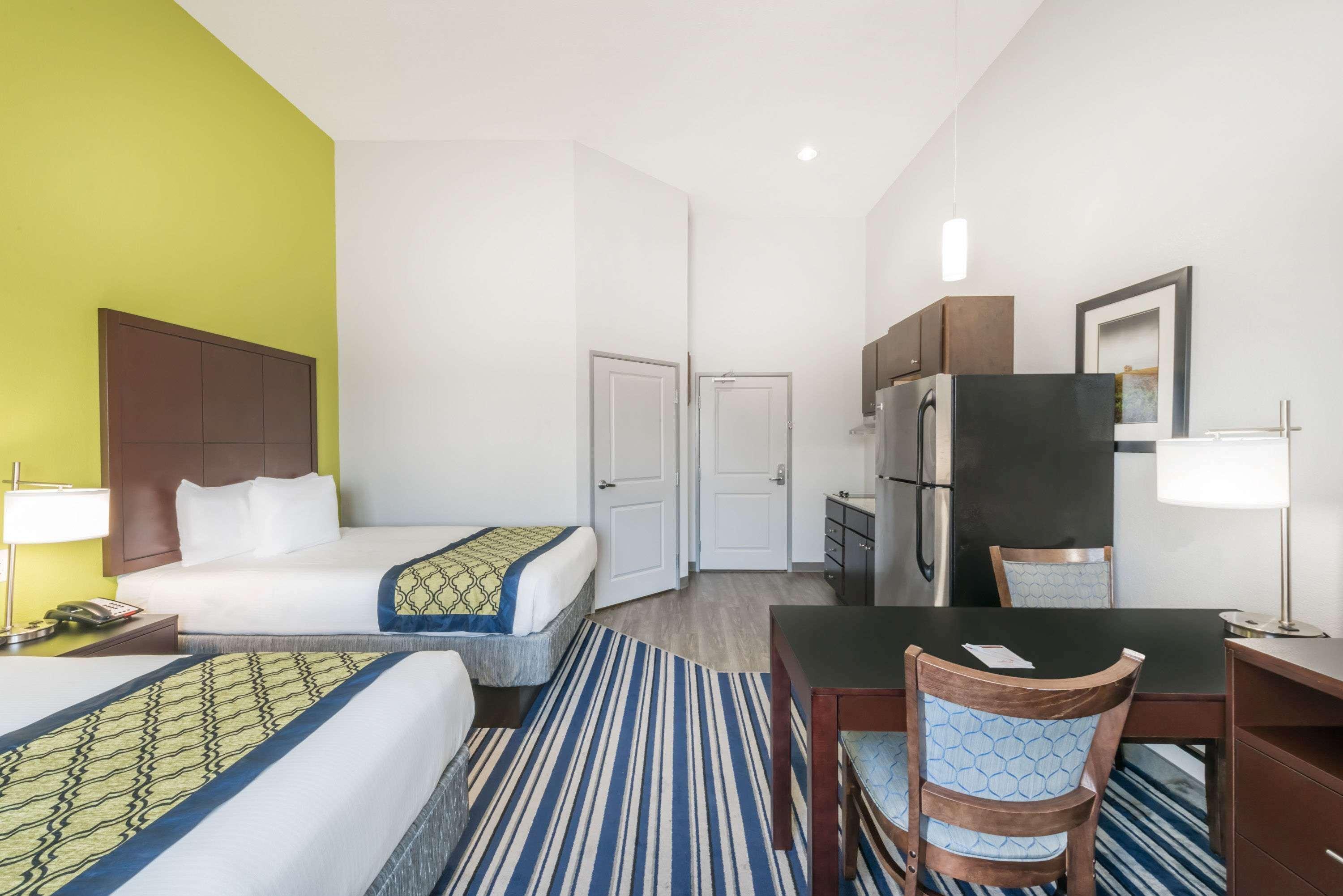 Hawthorn Extended Stay By Wyndham Midland Exterior foto