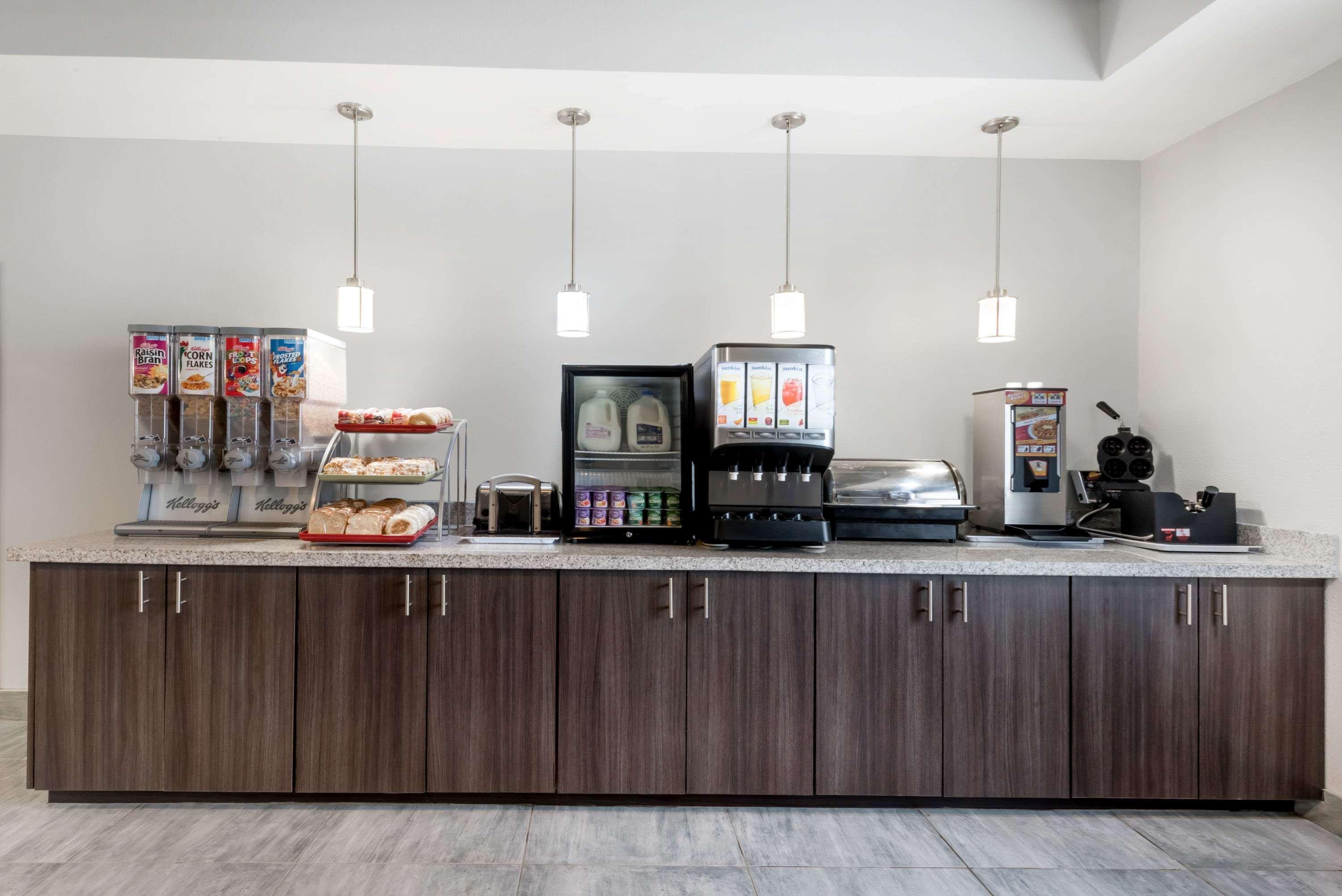 Hawthorn Extended Stay By Wyndham Midland Exterior foto