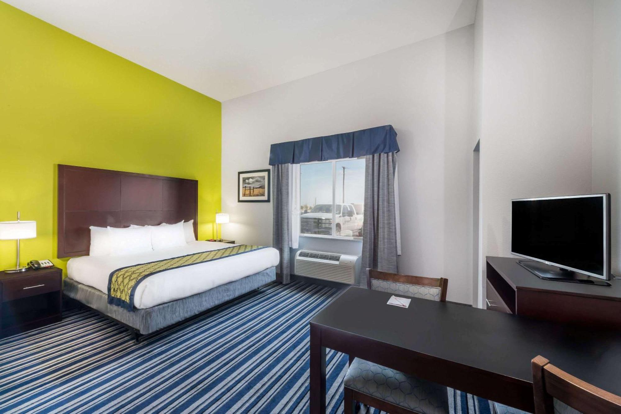 Hawthorn Extended Stay By Wyndham Midland Exterior foto